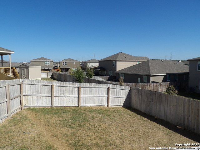 Image 33 of 38 For 10506 Tawakoni Frk