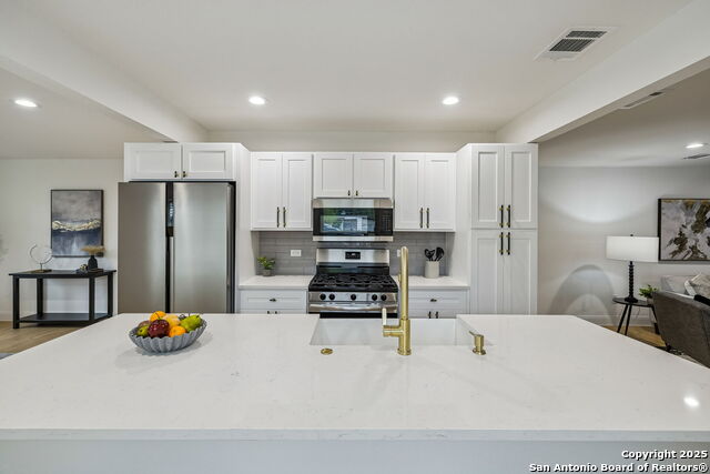 Image 11 of 40 For 2918 Hatton