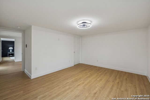 Image 29 of 40 For 2918 Hatton