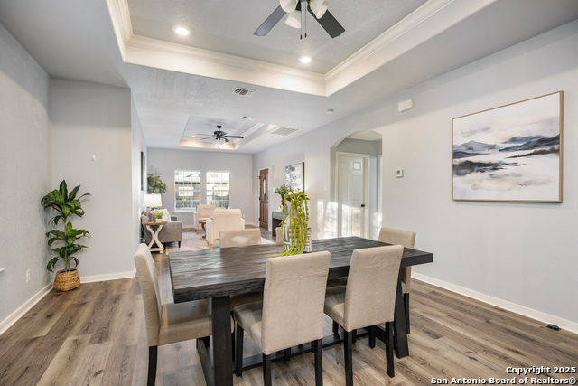 Image 15 of 33 For 212 Baylor W