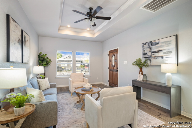 Image 9 of 33 For 212 Baylor W