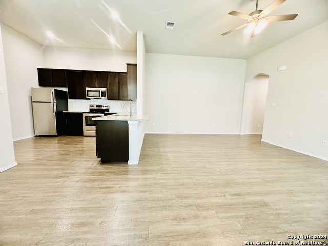 Image 4 of 11 For 3434 Scott Cir