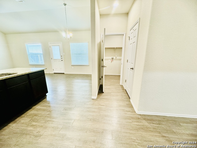 Image 5 of 11 For 3434 Scott Cir