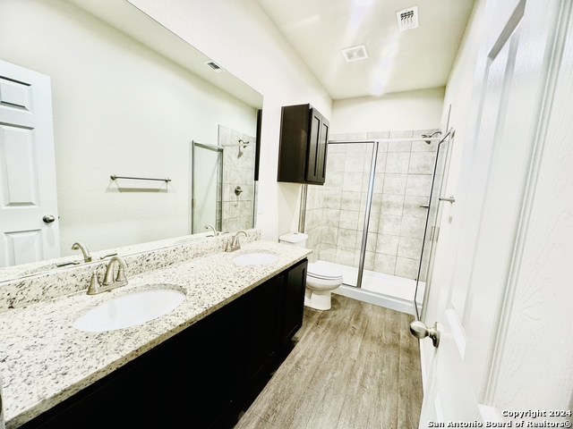 Image 9 of 11 For 3434 Scott Cir