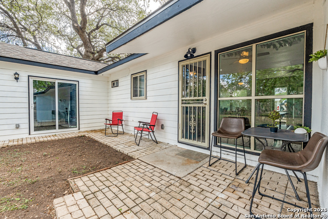 Listing photo id 18 for 311 Haverford