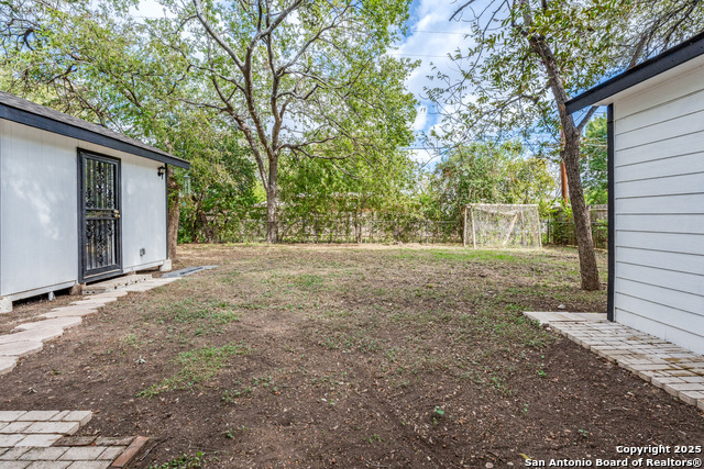 Listing photo id 21 for 311 Haverford