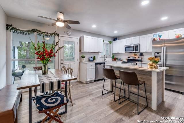 Listing photo id 7 for 311 Haverford