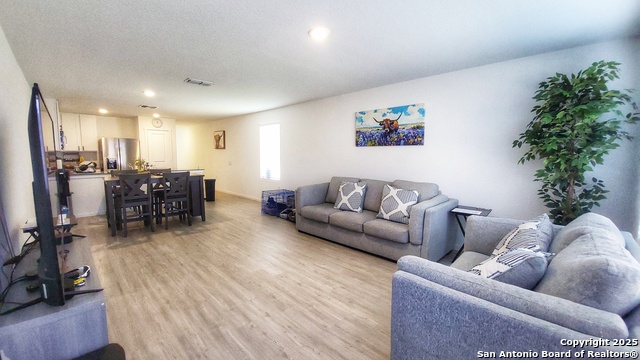 Image 4 of 16 For 3819 Terrell