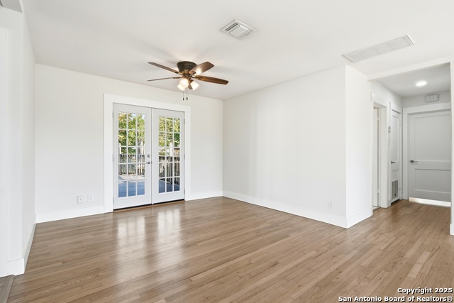 Listing photo id 5 for 1153 Garraty Rd