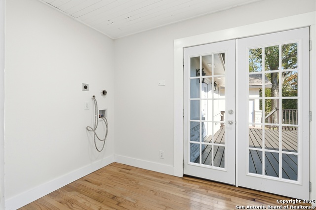 Listing photo id 6 for 1153 Garraty Rd