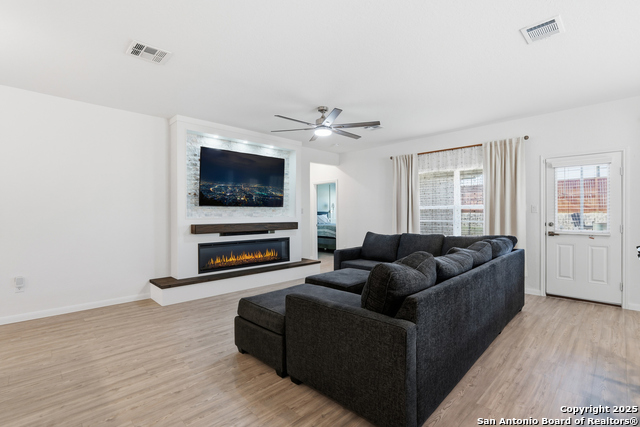 Image 10 of 29 For 6923 Arid Way