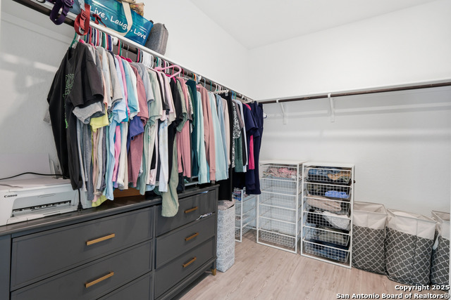 Image 21 of 29 For 6923 Arid Way