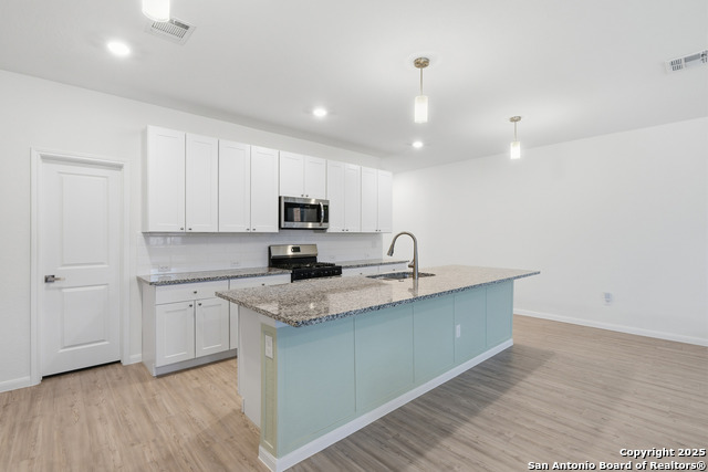 Image 5 of 29 For 6923 Arid Way