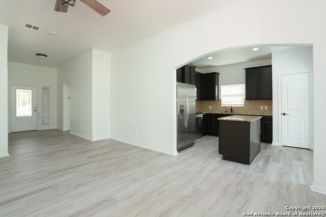 Image 3 of 16 For 6281 Begonia