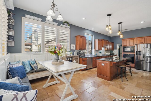 Listing photo id 8 for 16107 Los Sedona