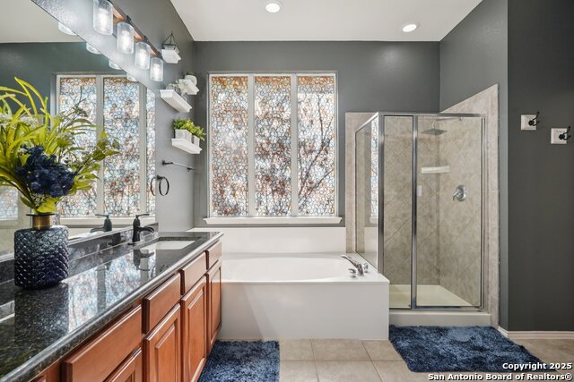 Listing photo id 26 for 16107 Los Sedona