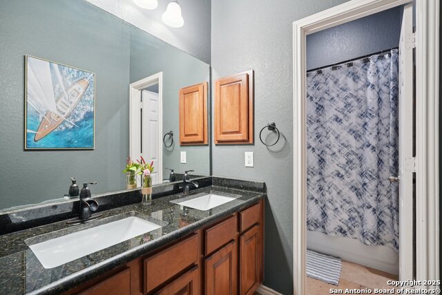 Listing photo id 33 for 16107 Los Sedona