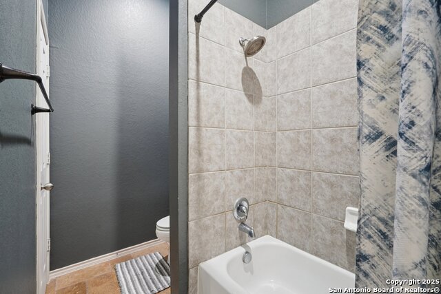 Listing photo id 34 for 16107 Los Sedona