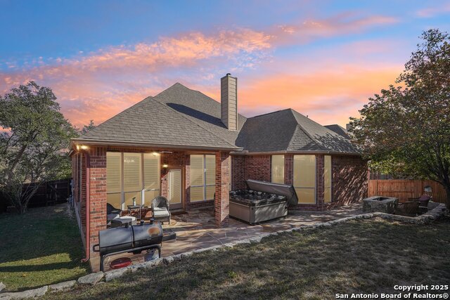 Listing photo id 46 for 16107 Los Sedona