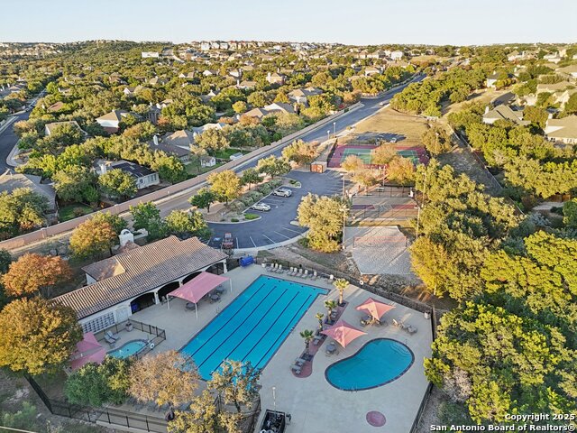 Listing photo id 53 for 16107 Los Sedona