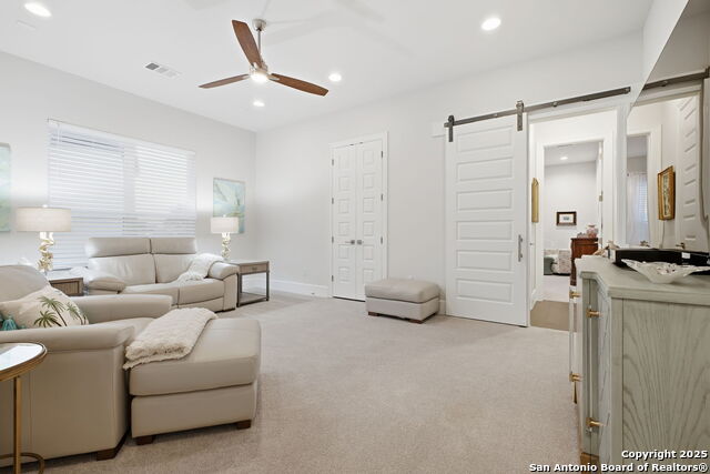 Listing photo id 32 for 4022 Abasolo