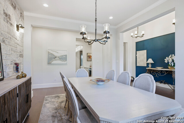 Listing photo id 7 for 4022 Abasolo