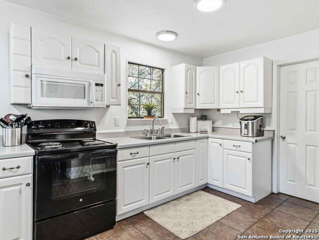 Image 22 of 46 For 2481 Lakeshore