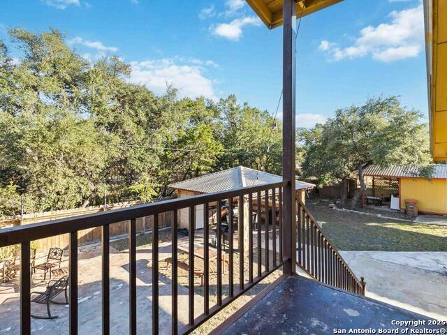 Image 38 of 46 For 2481 Lakeshore