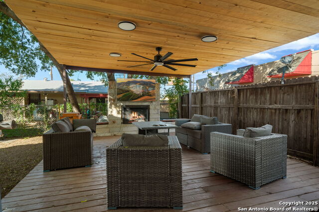 Image 30 of 34 For 315 Emerson W