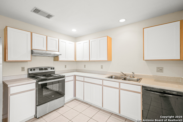 Image 12 of 31 For 8811 Breezefield