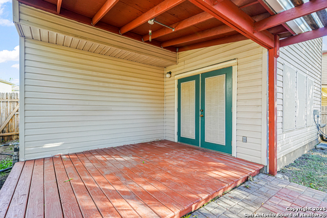 Image 27 of 31 For 8811 Breezefield