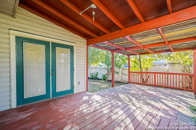 Image 28 of 31 For 8811 Breezefield