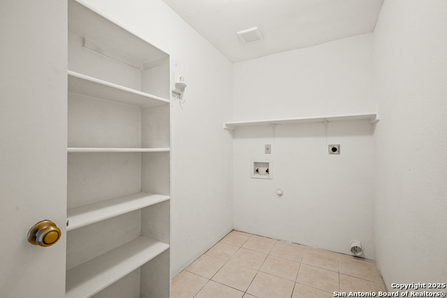 Image 30 of 31 For 8811 Breezefield