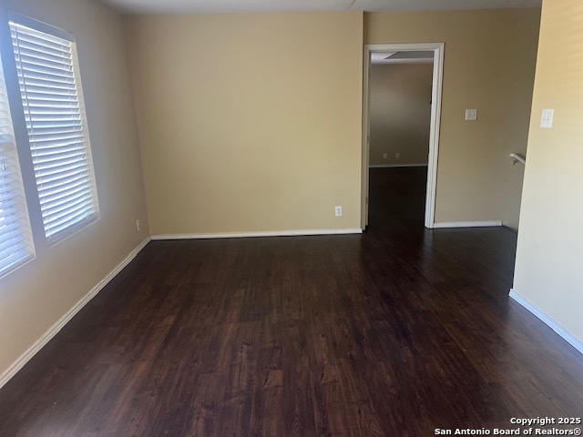 Image 3 of 7 For 225 Michelle