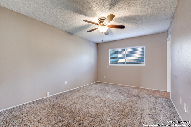 Image 12 of 25 For 3901 Pipers Court