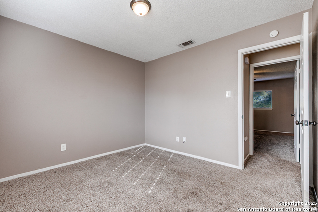 Image 17 of 25 For 3901 Pipers Court