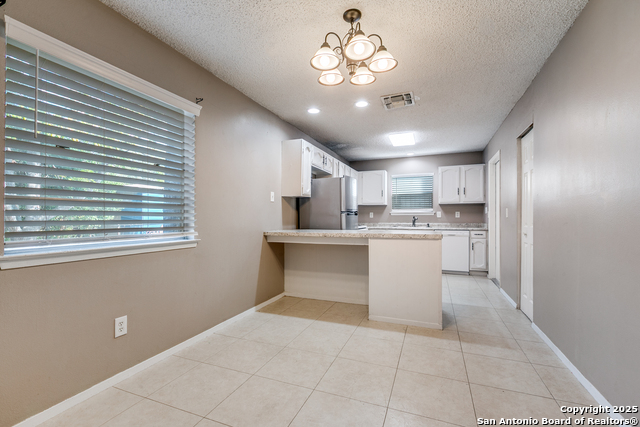 Image 7 of 25 For 3901 Pipers Court