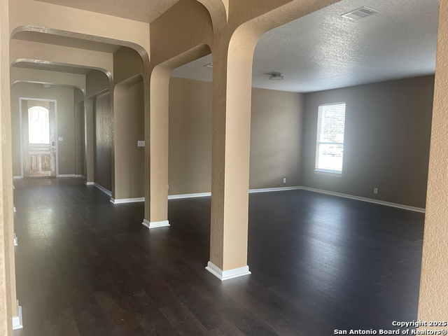 Image 6 of 23 For 24303 Grace Park