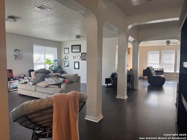 Image 7 of 23 For 24303 Grace Park