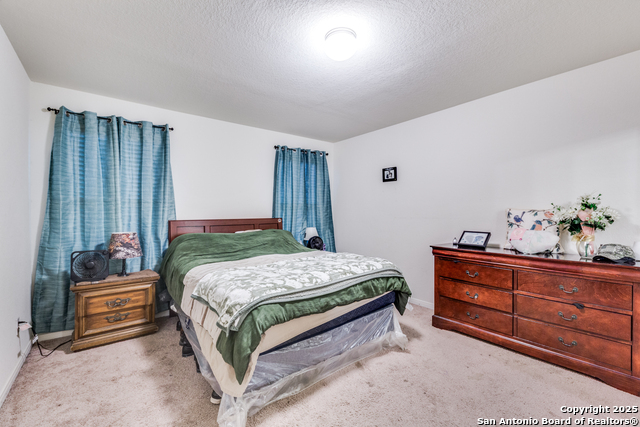 Listing photo id 11 for 12218 Childers Way