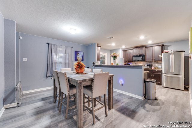 Listing photo id 1 for 12218 Childers Way