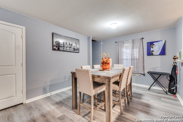 Listing photo id 2 for 12218 Childers Way