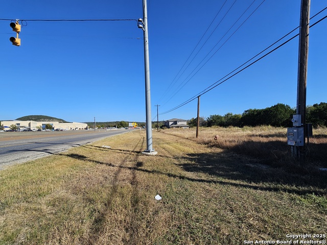 Listing photo id 11 for 110 Maricopa