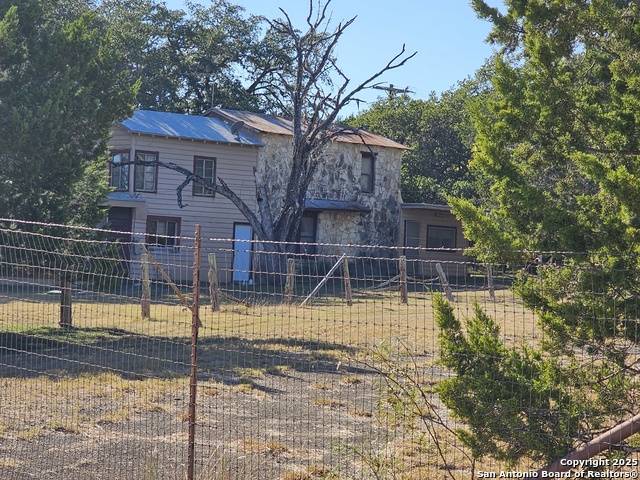 Listing photo id 2 for 110 Maricopa