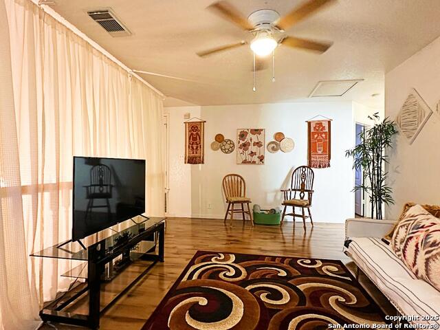 Image 17 of 47 For 10007 Tiger Bay