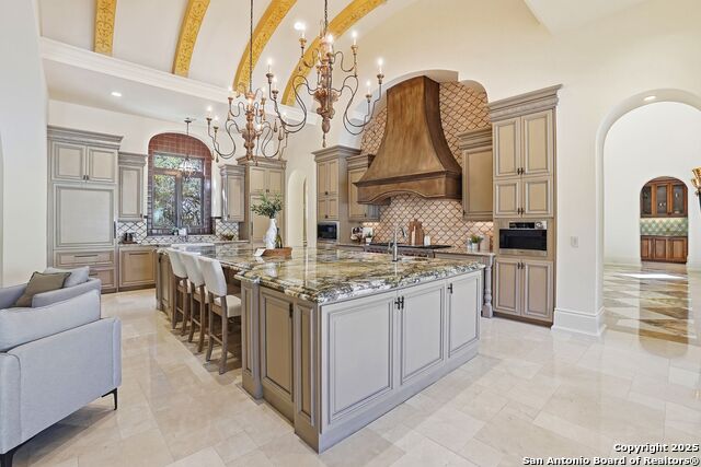 Listing photo id 30 for 136 Tower Drive S