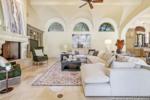 Listing photo id 36 for 136 Tower Drive S