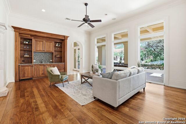 Listing photo id 38 for 136 Tower Drive S