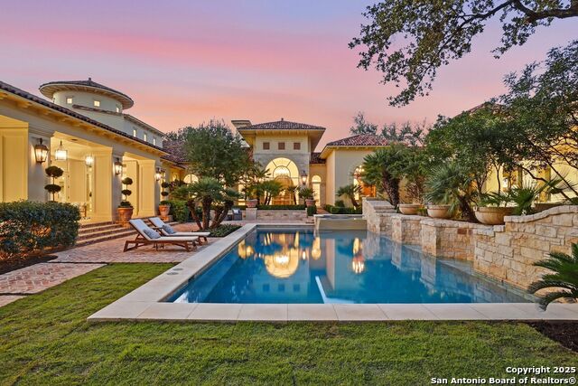 Listing photo id 51 for 136 Tower Drive S