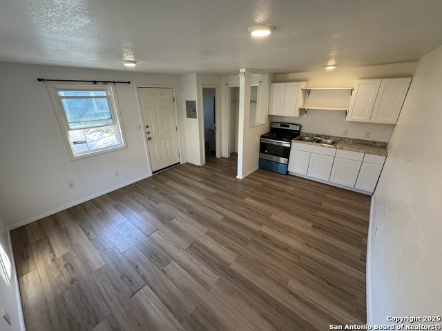 Image 4 of 13 For 411 Cincinnati